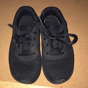 Black kids nikes